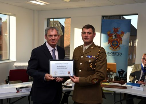 The award was presented to WO1 (GSM) Lee Davies RLC by the outgoing Bicester Town Mayor Councillor, Les Sibley